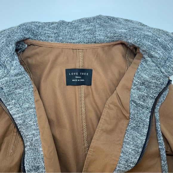 Layered Tan Utility Jacket with Gray Hoodie - Picture 5 of 9